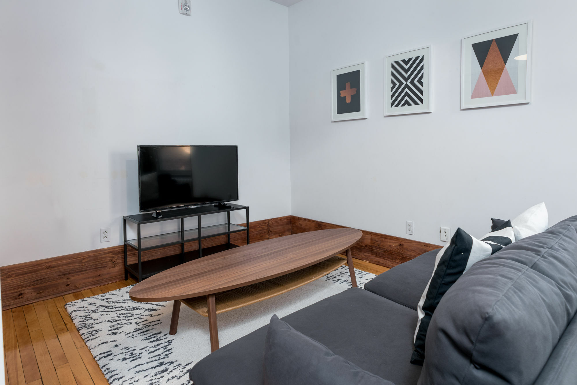 Unique 1Br In Mile End By Sonder Apartment มอนทรีอัล ภายนอก รูปภาพ